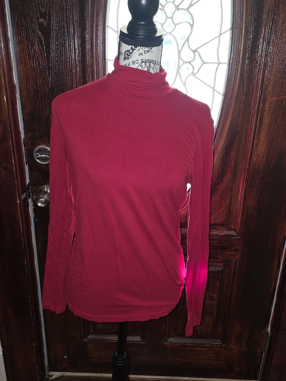 Classic Women's Long-Sleeve Turtleneck Top Red-Small